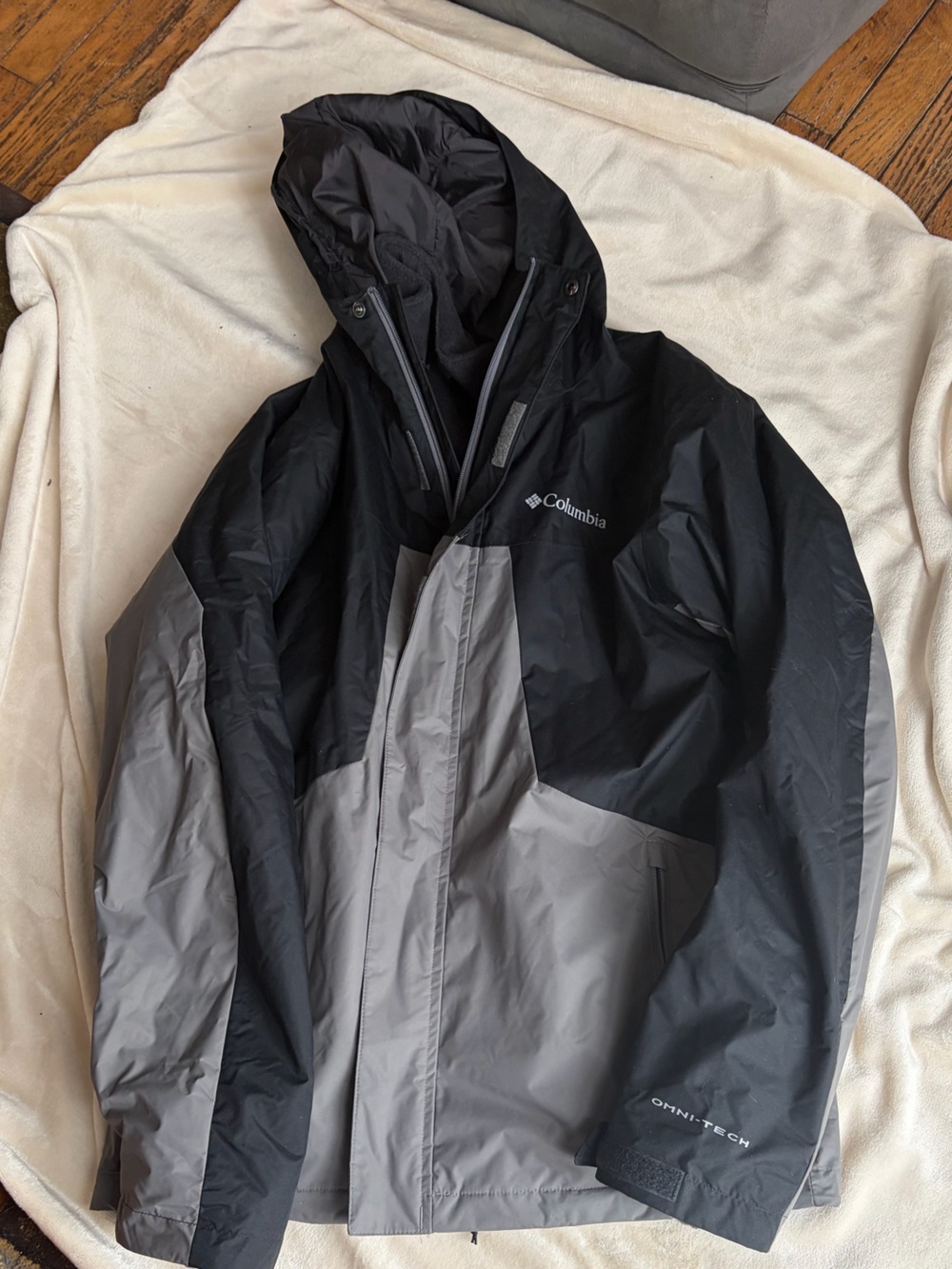 Columbia Men’s Gray and 3-1 Interchangeable Winter Coat